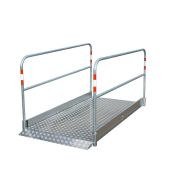 Passerelle en aluminium avec plaque de fond en acier - Schake