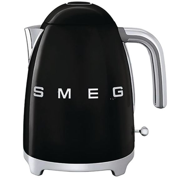 Bouilloire 1.7 L sans fil socle 360 - Smeg