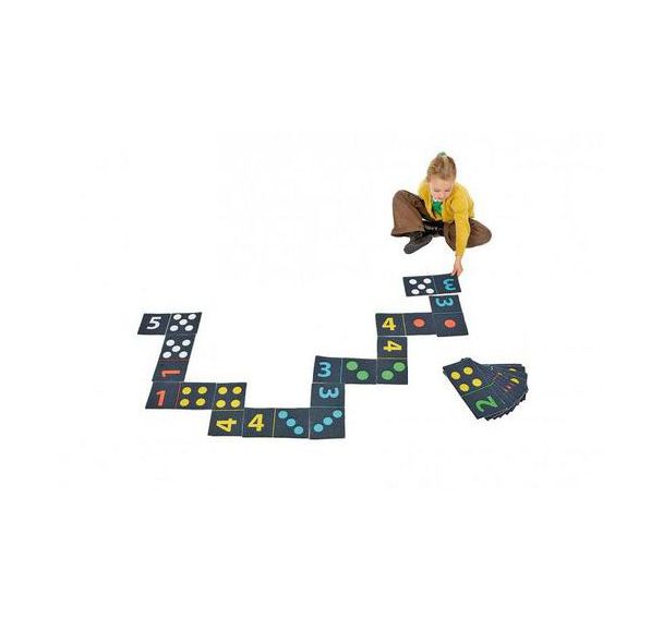 Dominos géants de sol chiffres et points