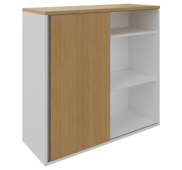 Rangement avec porte coulissante à serrure