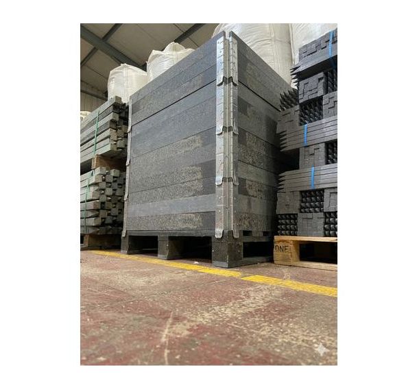 Réhausses composites recyclées et recyclables - Replace