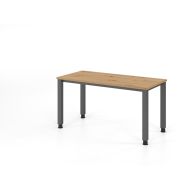 Bureau droit à 4 pieds carrés - 140x67 cm - Hammerbacher