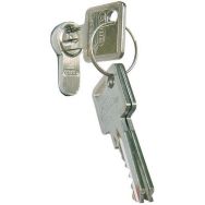 Clé principal de serrure cylindrique profilée
