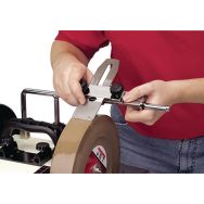 Dispositif pour lame rectiligne pour touret JSSG 10-M