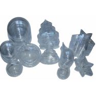 Ensemble de 30 objets plastique à décorer + 6 boules Ø 70mm offertes
