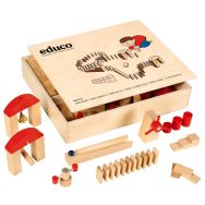Ensemble de dominos en bois