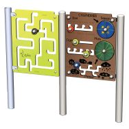 Ensemble de panneaux : labyrinthe et calendrier