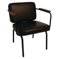 Fauteuil bas Twist structure métal noir ass/dos tissu PVC noir accoud bois