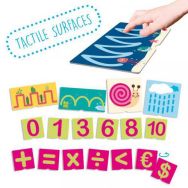 Fiches tactiles sur les numéros et pré-écriture