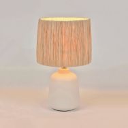 Lampe base ronde en céramique matte. Abat-jour conique en raphia blanc