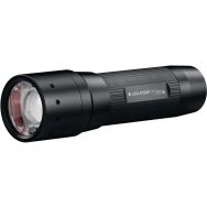 Lampe torche a piles p7 core 450 lm