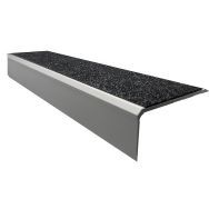 Nez de marche cornière avec grand bord sifflet - 1500l - Wattelez