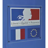 Pavoisement plexiglas 75/65 cm - couleurs françaises et européennes