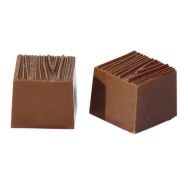 Plaque chocolat carré rainuré bois 32 empreintes