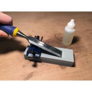 Set d'affûtage 3 pièces (pierre, guide et huile)