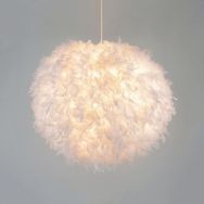Suspension boule en plumes véritables blanc