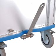Système d'attelage pour armoire à linge