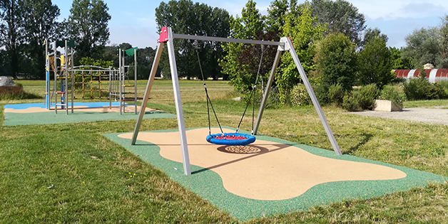 DES PRODUITS SUR MESURE DES PRODUITS SUR MESURE