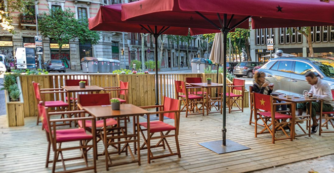 Aménager un jardin partagé : pour la convivialité intergénérationnelle Aménager un jardin partagé : pour la convivialité intergénérationnelle